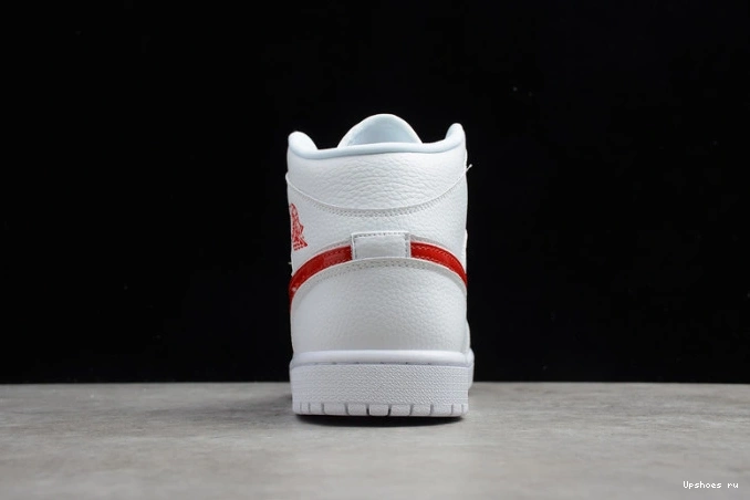 White BQ6472-106 Jordan Red Mid University (W) 1 0401